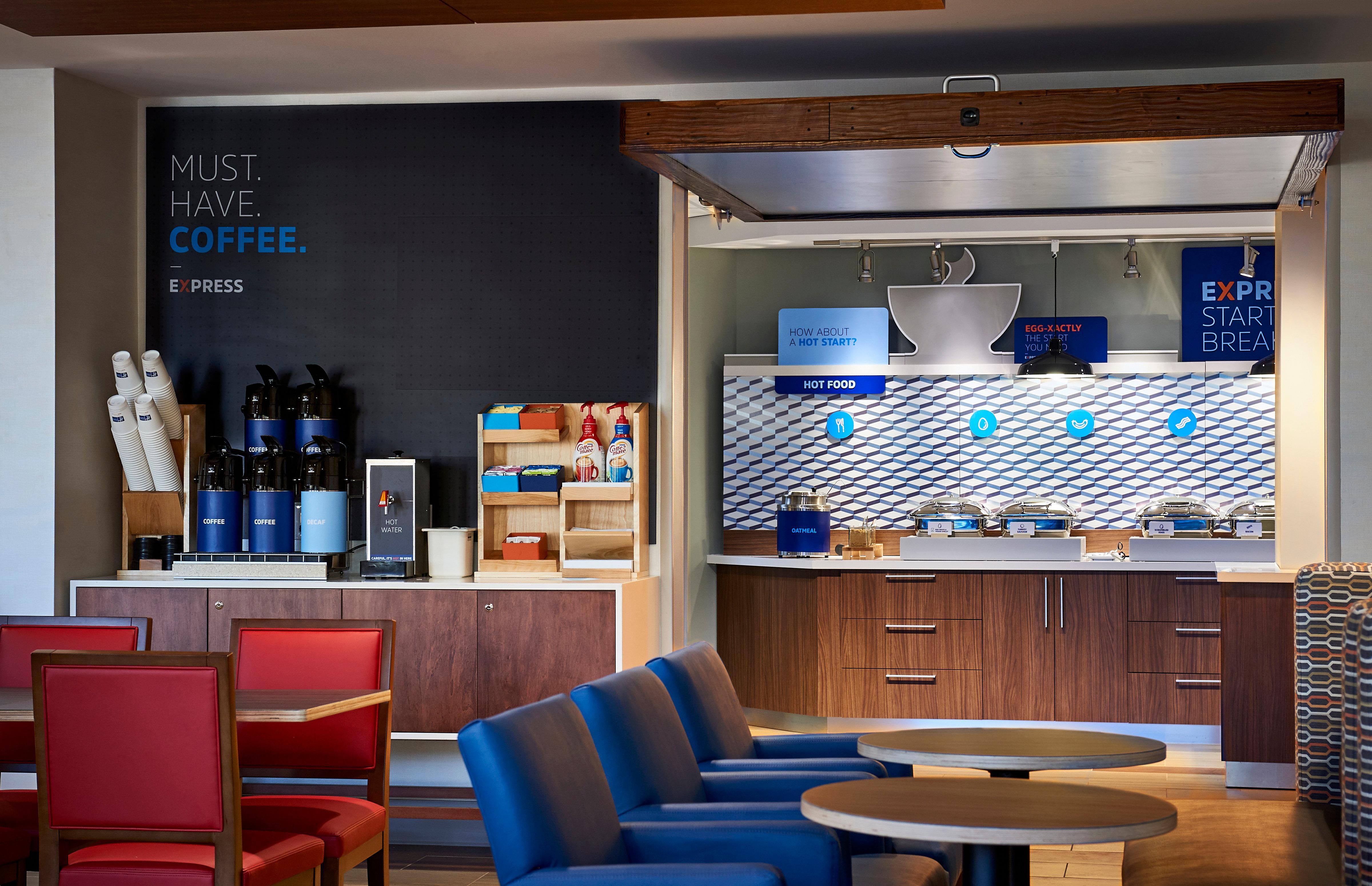Holiday Inn Express And Suites Denver East Peoria Street By Ihg Bagian luar foto
